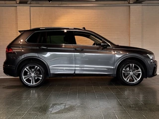 Volkswagen Tiguan Volkswagen Tiguan 2.0 TSI 4Motion Highline Business R 220pk Pano Virtual Alcantara 19 inch - afbeelding nr 8