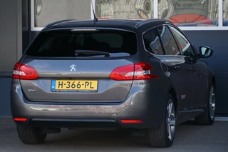 Peugeot 308 Peugeot 308 SW 1.2 PureTech Blue Lease Premium, aut. nw dis. pano, cam. - afbeelding nr 2
