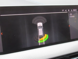 BMW 1 Serie BMW 1 Serie M135i xDrive Executive Edition 306 PK, Full LED / Carplay / PDC / Stoelverwarming / 19' M dubbelspaak velgen - afbeelding nr 22