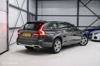 Volvo V90 Volvo V90 Cross Country 2.0 T5 AWD 254 pk | Pine Grey | NL auto NAP | 1e eigenaar | Camera | LED | Dealer OH | - afbeelding nr 40