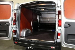 Renault Trafic Renault Trafic 2.0 dCi 150pk L2 H1 Automaat Airco Navigatie Camera 2x Schuifdeur - afbeelding nr 16