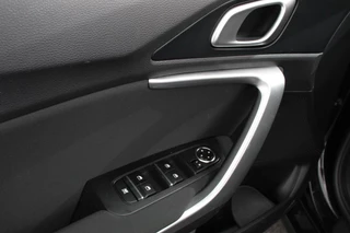 Kia Ceed Sportswagon Kia Ceed Sportswagon 1.0 T-GDi 101pk Prestige | Navigatie | Apple Carplay/Android Auto | Camera | Stoel- en stuurverwarming | Cruise Control | Climatronic | Start/Stop systeem | Getinte ramen - afbeelding nr 13