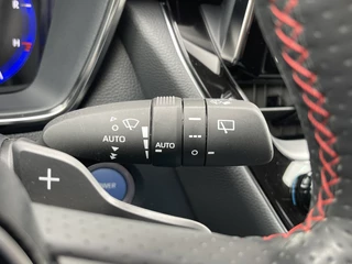 Toyota Corolla Touring Sports Toyota Corolla Touring Sports 2.0 Hybrid GR-Sport | Pano | Trekhaak | CarPlay | ACC | LED | Camera | 18 inch - afbeelding nr 16