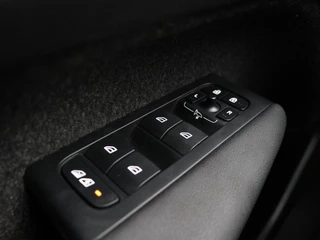 Volvo XC40 Volvo XC40 EXTENDED RANGE (SINGLE) PLUS 19INCH STOELVERWARMING ACC BLIS - afbeelding nr 16