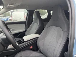 Ford Explorer Ford Explorer Style Standard Range RWD 52 kWh 170pk  Artic Blue | Achteruitrijcamera | 368km Bereik ( WLTP ) | Dodehoeksensoren | Nieuw te bestellen - afbeelding nr 12