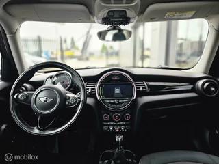 MINI Cooper Mini Mini 1.5 Cooper Serious Business Panorama/Navigatie/PDC - afbeelding nr 13