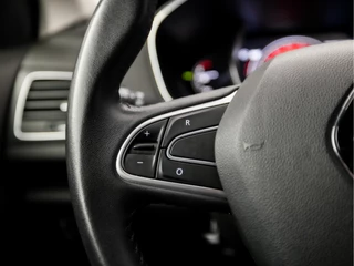 Renault Mégane Estate Automaat (APPLE CARPLAY, NAVIGATIE, DIGITAL COCKPIT, CAMERA, GETINT GLAS, SPORTSTOELEN, STOELVERWARMING, KEYLESS, PARKEERSENSOREN, NIEUWSTAAT) - afbeelding nr 18