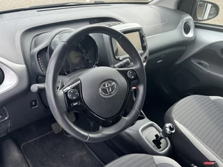 Toyota Aygo Toyota Aygo Automaat 1.0 VVT-i x-play | AIRCO | CAMERA | Lage km-stand | - afbeelding nr 5