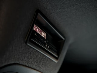 Mercedes-Benz Sprinter Mercedes-Benz Sprinter 316 2.2 CDI L2H2 7G-tronic | Distronic | LED | Gr.lichtass. | Standkachel | Lane Assist | Leer | Stoelverwarming | 17