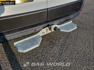 Opel Movano Opel Movano 125PK L1H1 Automaat Trekhaak Airco Cruise Parkeersensoren Werkplaatsinrichting Euro6 L1 8m3 Airco Trekhaak Cruise control - afbeelding nr 10