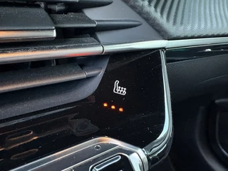 Peugeot 208 Peugeot 208 1.2 Allure STOELVERW | 360 CAMERA | NAVI | LANE ASSIST - afbeelding nr 18