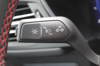 Ford Kuga Ford Kuga 2.5-225pk PHEV ST-Line X. 1500kg Trekgewicht Fabr. garantie t/m 04-03-2028 ! Slechts 13.000km ! Autm. airco dual, side- en lane assist, camera v+a, parkeersensoren, elektr. achterklep, stoel-, stuur- en voorraamverw., metallic lak, head-up displ., B&O soundsyst., adapt. cruise cntrl etc - afbeelding nr 10