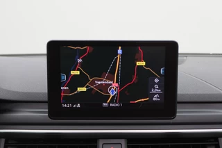 Audi A5 Audi A5 Cabriolet 40 TFSI Sport S Line Edition Leer, Apple Carplay, Verwarmd Stuurwiel, Cruise, PDC, Navigatie, LED, 20'' - afbeelding nr 5