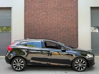 Volvo V40 Volvo V40 2.0 T2 |R-design Dif|Polestar|Digitaal|LED|Navi|Cruise - afbeelding nr 24