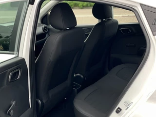 Hyundai i10 Hyundai i10 1.0 COMFORT SMART CAMERA CRUISE DIGITAAL DASHB. - afbeelding nr 24