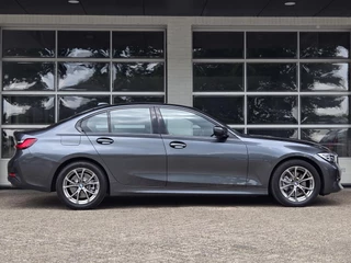 BMW 3 Serie BMW 3-serie 320i Executive Edition SPORT LINE | SPORTSTOELEN | STOELVERWARMING | - afbeelding nr 9