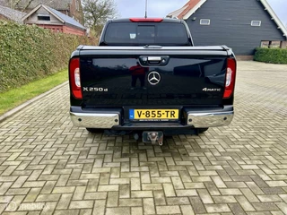 Mercedes-Benz X-Klasse Mercedes X-klasse 250 d 4-MATIC  5 pers   Grijs kenteken - afbeelding nr 5