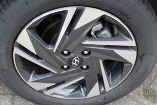 Hyundai i20 Hyundai i20 1.0 T-GDI Premium Cam/Clima/Carplay/Navi/Led/Winter. 