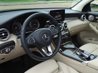 Mercedes-Benz GLC Mercedes-Benz GLC 300 automaat 210PK / Prestige / AMG / LED - afbeelding nr 15