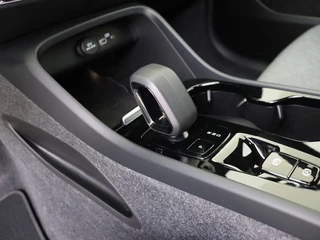 Volvo XC40 Volvo XC40 B4 Plus Dark | Trekhaak | Dodehoekdetectie | Achteruitrijcamera - afbeelding nr 20