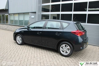 Toyota Auris Toyota Auris 1.8 Hybrid Aspiration NL Auto 1e Eigenaar 97.466 KM Navigatie. - afbeelding nr 3