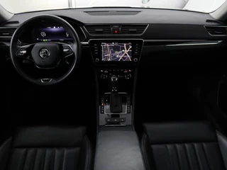 Škoda Superb Skoda Superb 1.4 TSI iV Laurin & Klement | Panoramadak |  Leder | Adaptive cruise | Canton Sound | Stoelverwarming | Standkachel | Carplay | Camera | Full LED | Memory - afbeelding nr 10
