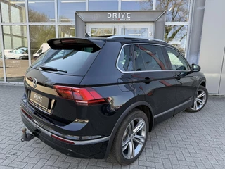 Volkswagen Tiguan Volkswagen Tiguan 1.4 TSI Highline Business R-Line |Pano|Leder|Virtual|Ad.Cruise|Dynaudio|El.Trekhaak|Carplay|Allseason - afbeelding nr 5