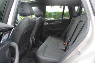 BMW iX3 BMW iX3 Exe. M Sport 80 kWh / SoH 99% / Trekhaak / Panoramadak / Camera / Leder / 20'' / DAB / Sfeerverlichting / Stoelverwarming / Cruise Control - afbeelding nr 11