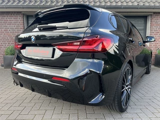 BMW 1 Serie BMW 1 Serie 118I High Exe M-Sport Pano Sfeer Zwart optiek ACC - afbeelding nr 26
