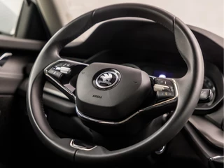 Škoda Octavia Škoda Octavia 1.0 e-TSI Sport Automaat (APPLE CARPLAY, GROOT NAVI, CAMERA, GETINT GLAS, SPORTSTOELEN, STOELVERWARMING, KEYLESS, CRUISE, NIEUWE APK, NIEUWSTAAT) - afbeelding nr 18