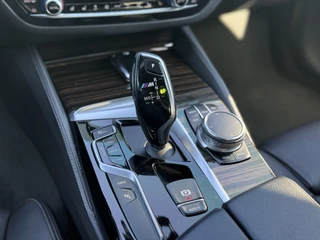 BMW 5 Serie BMW 5 Serie 530e iPerf High Exe SCHUIFDAK M-Pakket 20inch - afbeelding nr 6