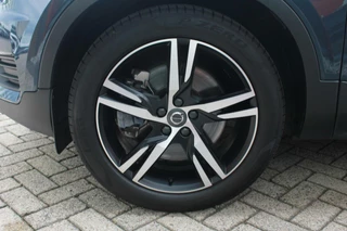 Volvo XC40 Volvo XC40 T5 Recharge R-Design | Parkeercamera | Glossy Black | Keyless - afbeelding nr 9