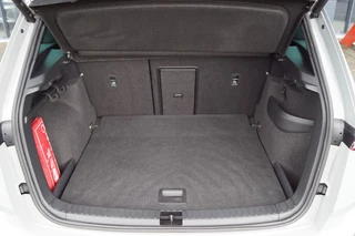 Škoda Karoq Škoda Karoq 1.5 TSI DSG Sportline/ Panodak/ Standverwarming/ Camera/ ACC/ DCC - afbeelding nr 32