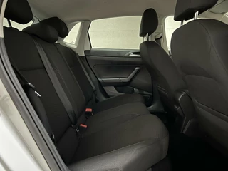 Volkswagen Polo Volkswagen Polo 1.0 TSI Airco Navi ACC CarPlay PDC Trekh. - afbeelding nr 19