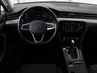 Volkswagen Passat Volkswagen Passat 2.0 TDI Business | Stoelverwarming |  Adaptive cruise | Camera | Carplay | Navigatie | Virtual Cockpit | Climate control | Full LED | Keyless - afbeelding nr 3
