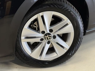 Volkswagen Golf Volkswagen Golf 1.5 eTSI Life Business | Apple Carplay | Elek. stoelen | Draadloze tel. lader - afbeelding nr 38
