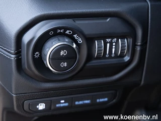 Jeep Wrangler Jeep Wrangler 4xE Sahara 4wd Auto. 20 LM / SKY ONE SOFTTOP / ADAPT. CRUISE - afbeelding nr 41