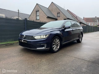 Volkswagen Passat - 532019554-0