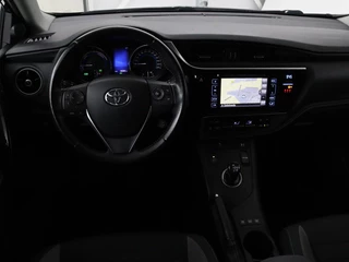 Toyota Auris Toyota Auris 1.8 Hybr. Aspiration | Camera | Cruise control |  Navigatie | Trekhaak | Climate control | DAB - afbeelding nr 3