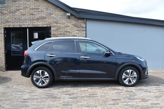 Kia Niro Kia Niro EXECUTIVELINE 64 KWH, Cruise, ACC, JBL, Lane - afbeelding nr 4