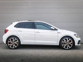 Volkswagen Polo Volkswagen Polo 2.0 TSI GTI Pano Keyless Navi Cruise Camera - afbeelding nr 16