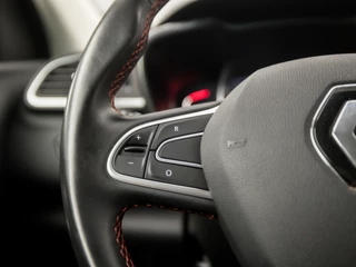 Renault Kadjar Automaat (PANORAMADAK, NAVIGATIE, VIRTUAL COCKPIT, LEDEREN SPORTSTOELEN, STOELVERWARMING, CAMERA, KEYLESS, BOSE AUDIO, LED KOPLAMPEN, NIEUWE APK, NIEUWSTAAT) - afbeelding nr 21