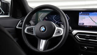BMW 3 Serie BMW 3 Serie Touring 330i M-Sport | Adaptieve Cruise Control | Shadow-Line | Achteruitrijcamera | HiFi - afbeelding nr 26