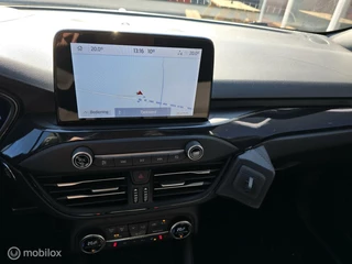 Ford Focus Ford Focus Wagon 1.5 EcoB ST Line X Full Options Pano/ACC/HUD/Winterpakket/Led - afbeelding nr 25