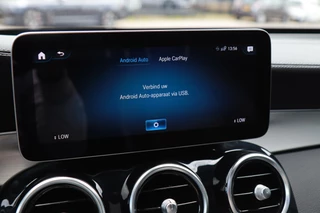 Mercedes-Benz GLC Mercedes GLC-klasse 200 4MATIC AMG-Pakket /LED/PANODAK/LEDER/STOELVERW./CARPLAY/PDC! - afbeelding nr 24