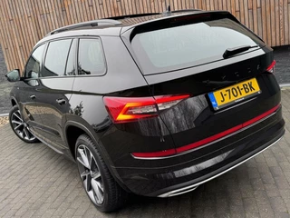 Škoda Kodiaq Skoda Kodiaq 1.5 TSI Sportline Automaat | Panoramadak | LED | Groot navigatiescherm | 20 inch lichtmetalen velgen | Stoelverwarming voor en achter | Trekhaak uitklapbaar | Adaptieve cruise control | Parkeersensoren voor en achter - afbeelding nr 62