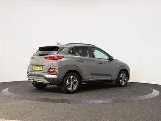Hyundai Kona Hyundai Kona 1.6 GDI HEV Fashion Sky | Navigatie | Trekhaak | Camera | - afbeelding nr 2