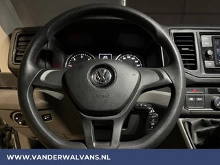 Volkswagen Crafter Volkswagen Crafter 2.0 TDI 141pk L3H2 L2H1 Euro6 Airco | Camera | Apple Carplay | Android Auto Bijrijdersbank - afbeelding nr 8