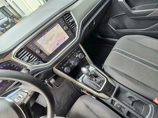 Volkswagen T-Roc Volkswagen T-Roc 1.5 TSI Sport AUTOMAAT Clima|Navi|Camera|Virtual|Nap!! - afbeelding nr 17