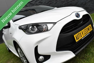 Toyota Yaris Toyota Yaris 1.5 Hybrid Business NAVI/KEYLESS/CAMERA/ETC.! - afbeelding nr 30